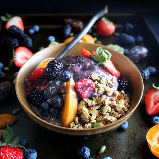 5 Ingredient Acai Bowl