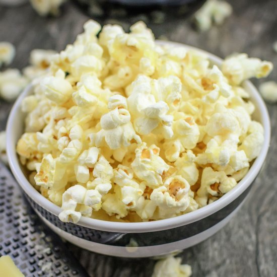 Canadian Cheddar Popcorn