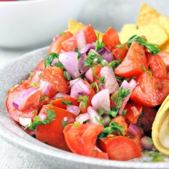 Fresh Pico de Gallo Salad