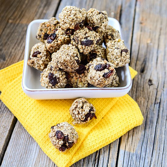 Baked Raisin Banana Oat Bites