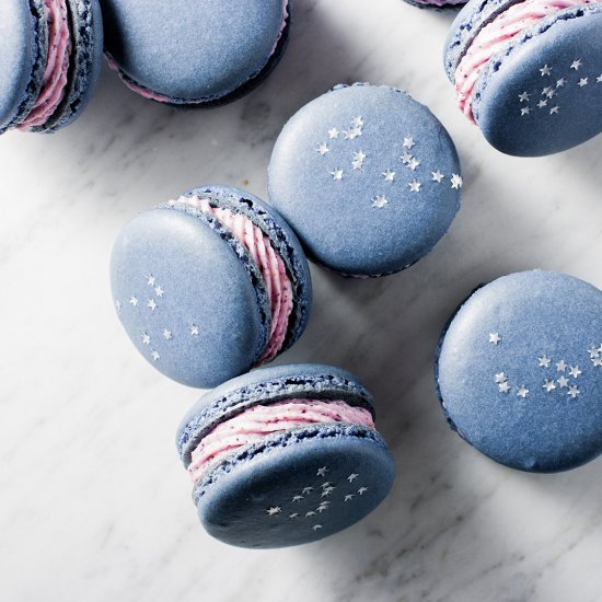 Midsummer Night Macarons