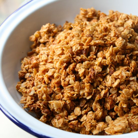 Easy Vegan Granola