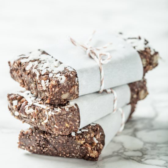 chocolate avocado energy bars