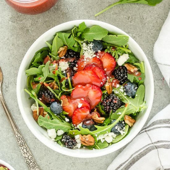 Summer Berry Arugula Salad