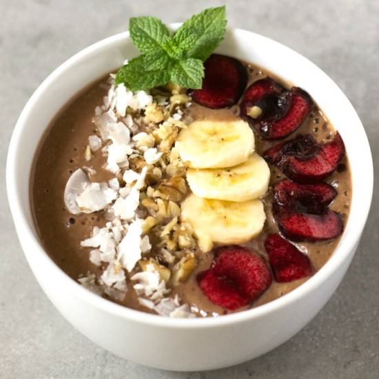 Cherry chocolate smoothie bowl