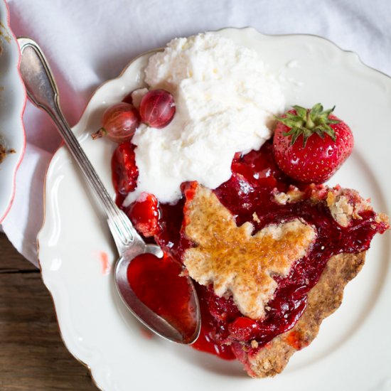 Strawberry and Gooseberry Pie