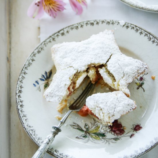 Italian Riviera summer fruits pie