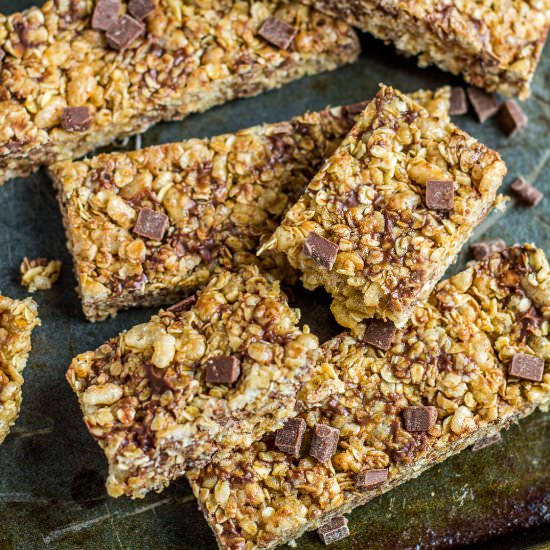 No-Bake Chocolate Chip Granola Bars