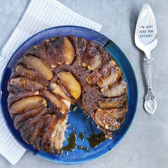 Caramel Apple Upside Down Cake