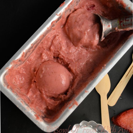 Strawberry Banana Ice Cream