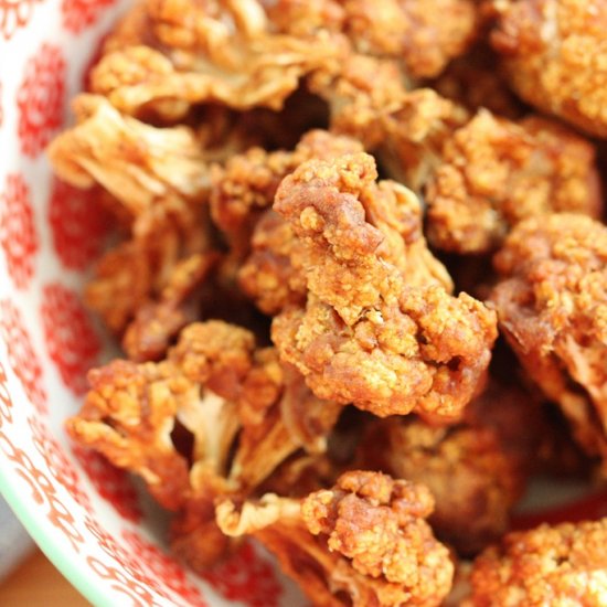 ‘Cheezy’ Cauliflower Popcorn Bites