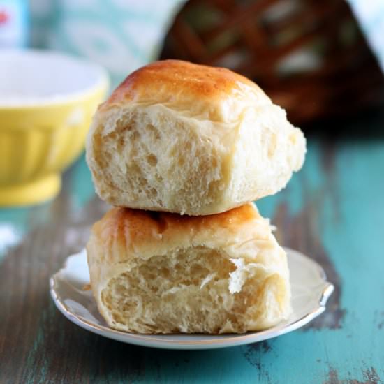 Hawaiian Dinner Rolls