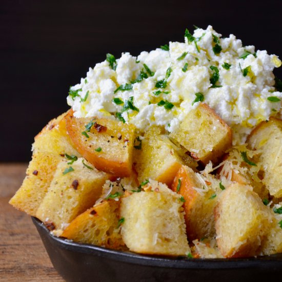 Cheesy Garlic Bread with Ricotta