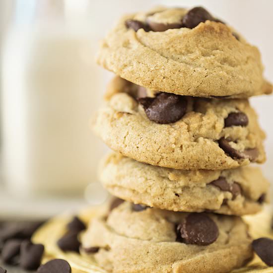 Vegan Chocolate Chip Cookies