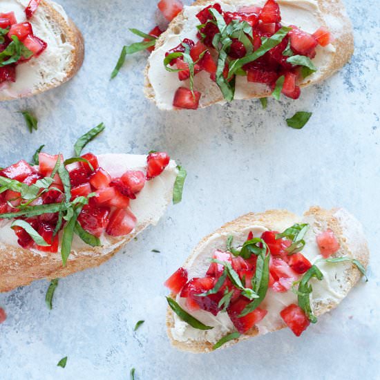 Strawberry Basil Bruschetta