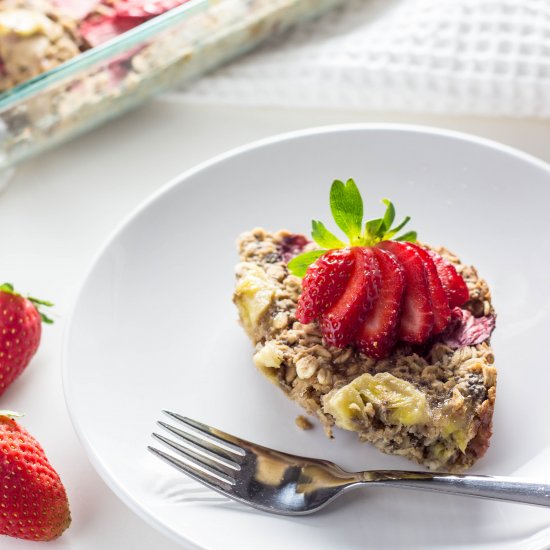 Strawberry Banana Baked Oatmeal