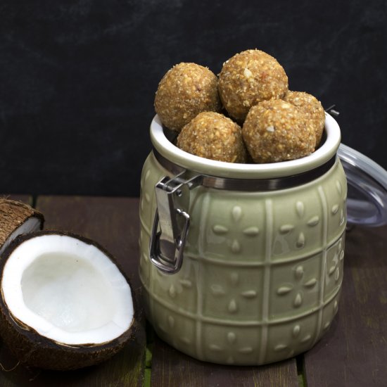 Kerala Style Cashew- Coconut Balls