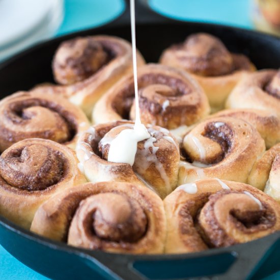 6 Ingredient Cinnamon Rolls