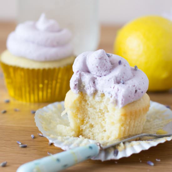 Lemon Lavender Cupcakes