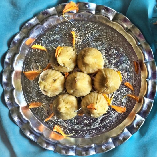 Saffron Milk Fudge | Kesar Maw Modak