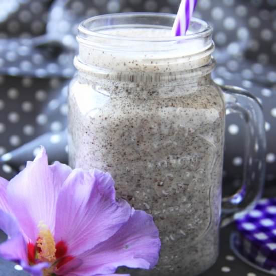 Poppy Seeds Milky Smoothie