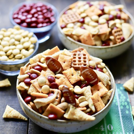 Easy Game Day Snack Mix