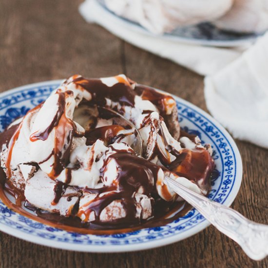 Chocolate and Caramel Meringue Mess