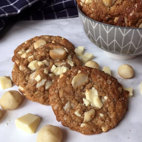 Macadamia Oatmeal Cookies