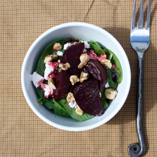 Balsamic Beet and Spinach Salad