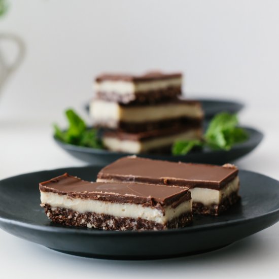 Chocolate Peppermint Slice