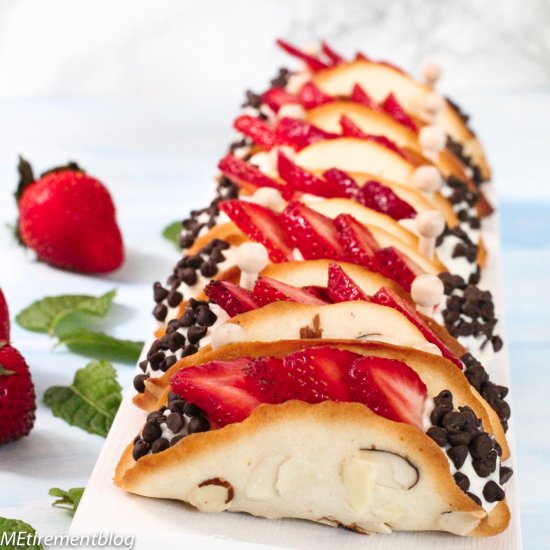 Strawberry Cannoli Tacos