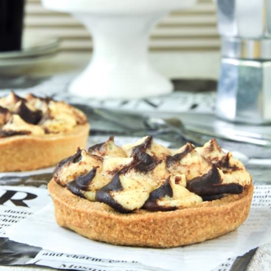 Tartlets filled with chocolate