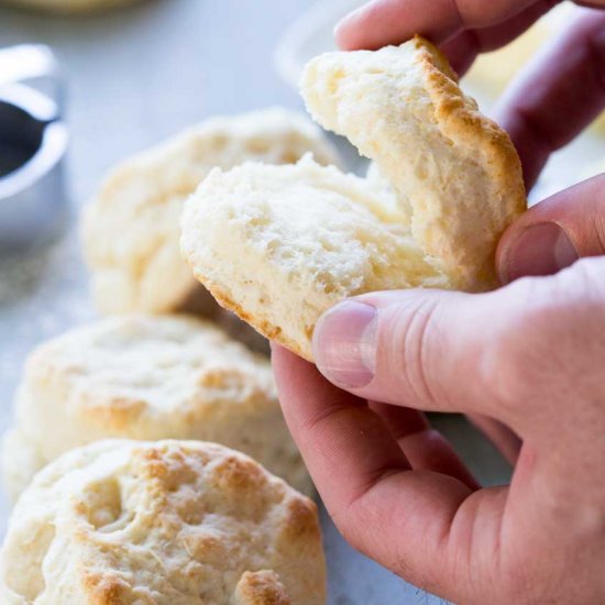 Easy Buttermilk Biscuits