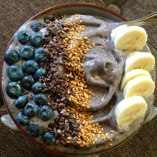 Blueberry-Banana Smoothie Bowl