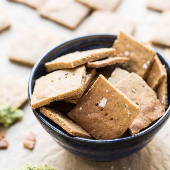 GF Quinoa Crackers & Hummus