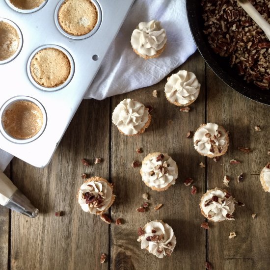 Whiskey Praline Merengue Cake Bites