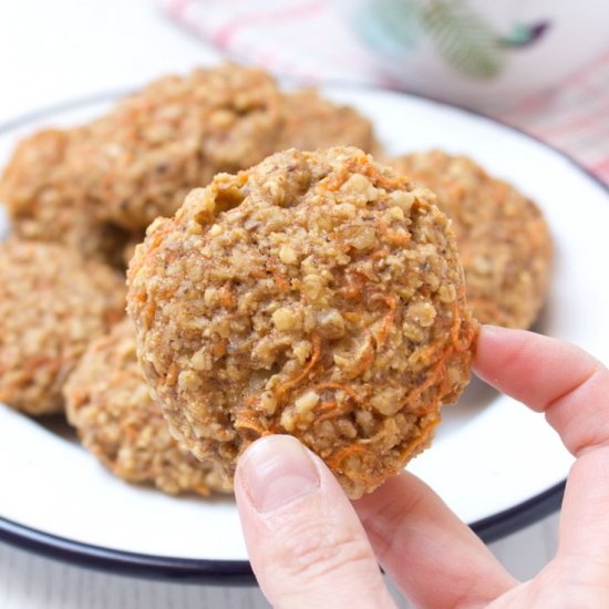 Carrot Cake Oatmeal Cookies