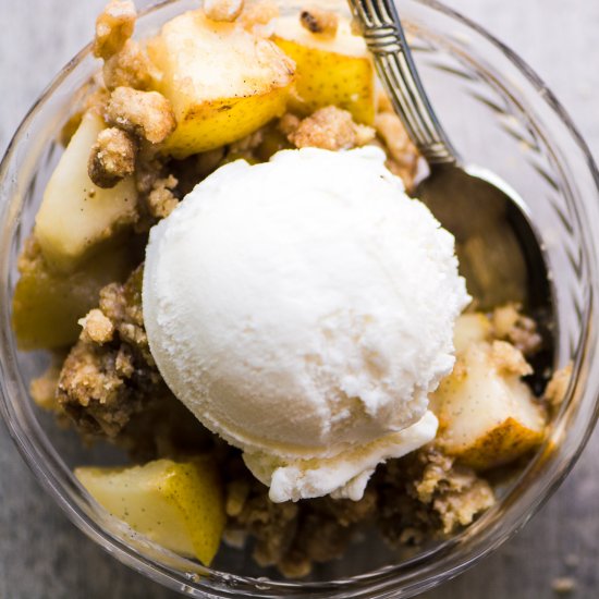 Easy Pear Crisp