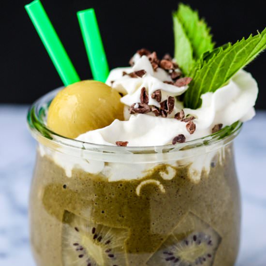 Dairy-Free Chocolate Mint Smoothie