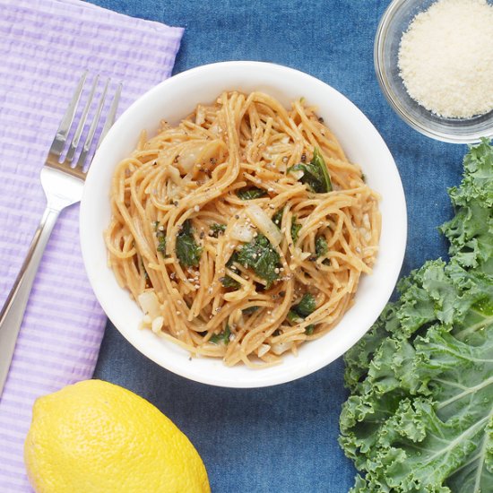 Lemony Garlic Kale One Pot Pasta