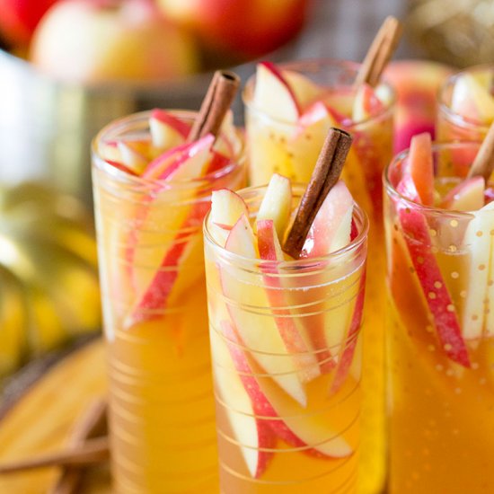 Sparkling Apple Cider Sangria