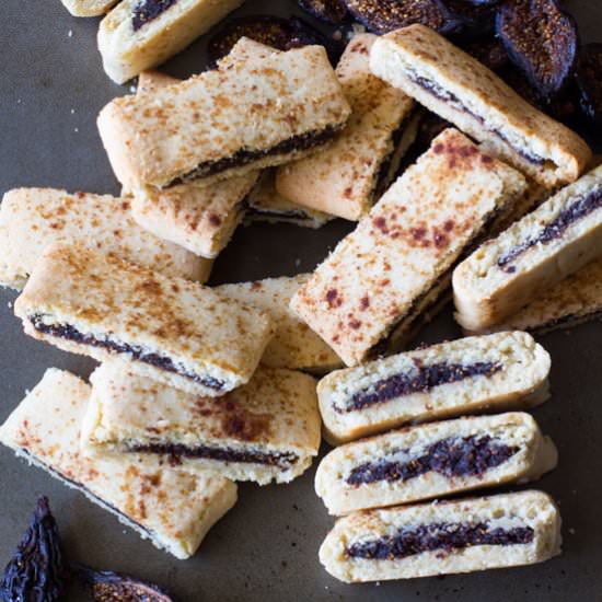 Healthy Homemade Fig Newton Cookies