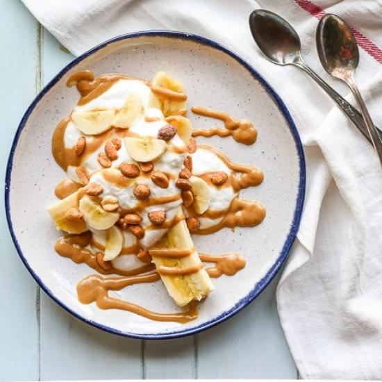 Honey Peanut Butter Banana Splits