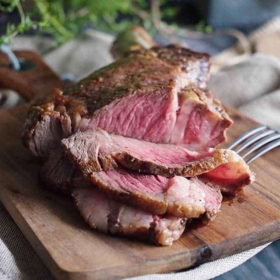 Steak with mushroom sauce