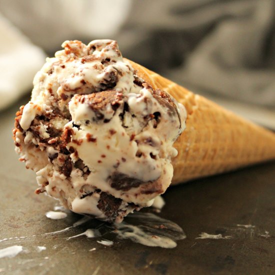 No-Churn Brownie Ice Cream