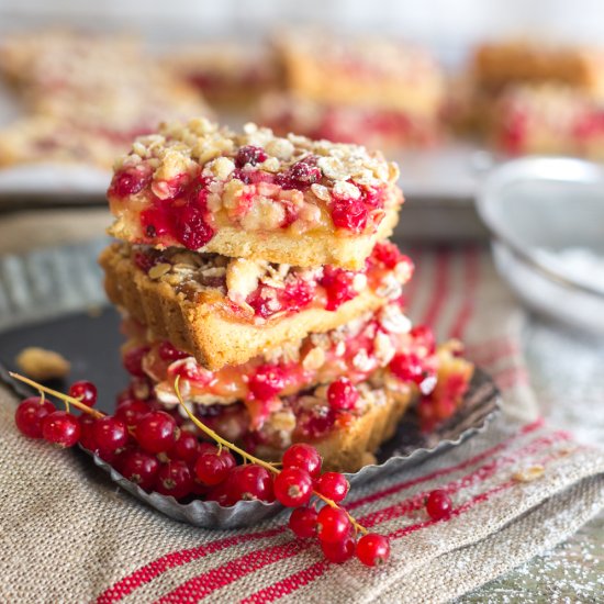 Red Currant Lemon Crumble Bars