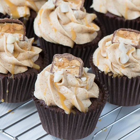 Snickers Cupcakes