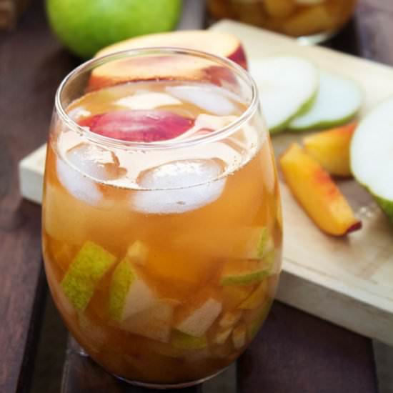 Cinnamon & Fruit Sangria