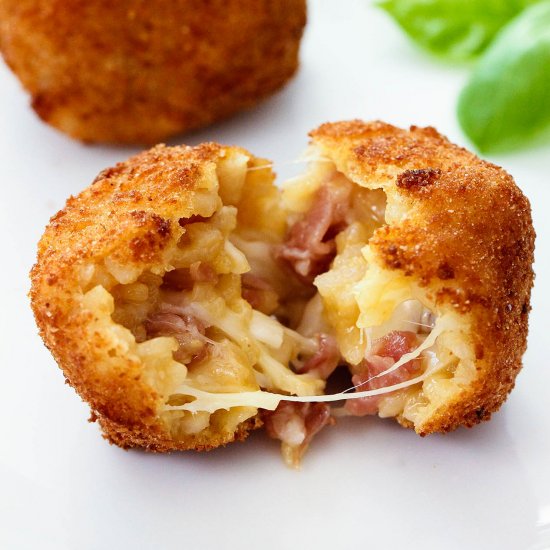 Arancini (Fried Rice Balls)