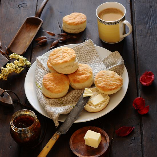 Praise the Lord, Pass the Biscuits